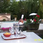 Hotel La Pierrerie 3*