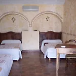 Hotel La Pierrerie 3*