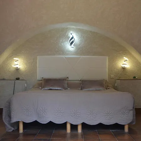 La Pierrerie Otel 3*