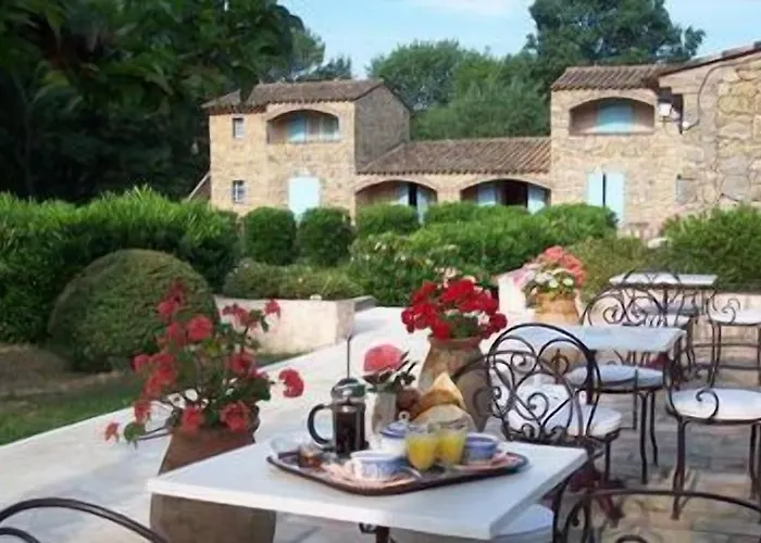 La Pierrerie Hotel 3*