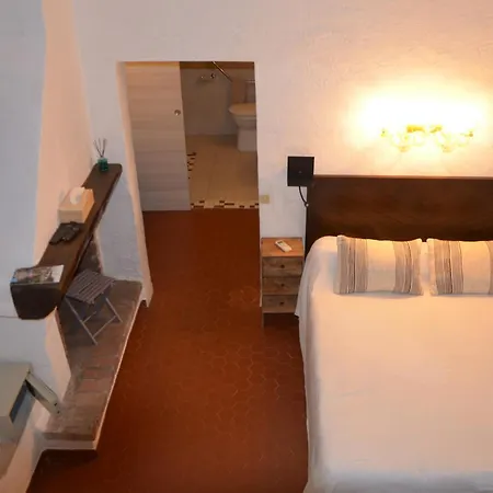Hotel La Pierrerie 3*