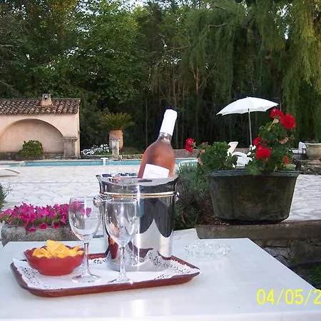 Hotel La Pierrerie 3*