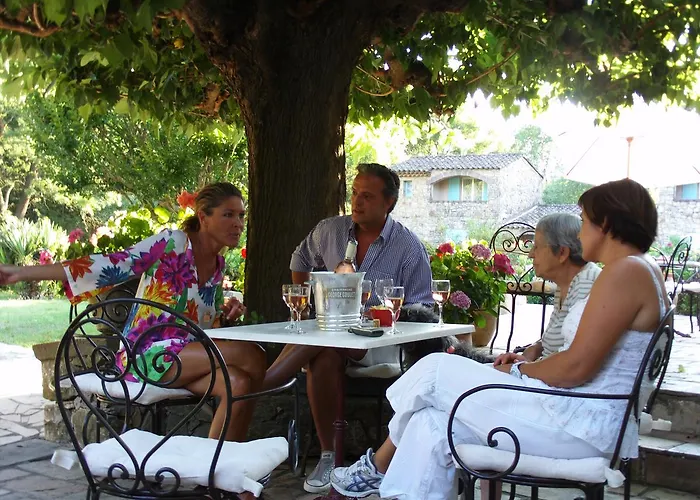 Hotel La Pierrerie 3*