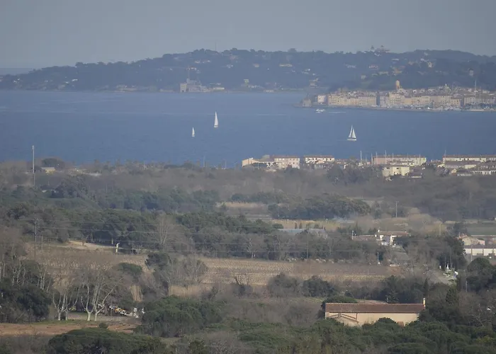 Отель La Pierrerie Гримо